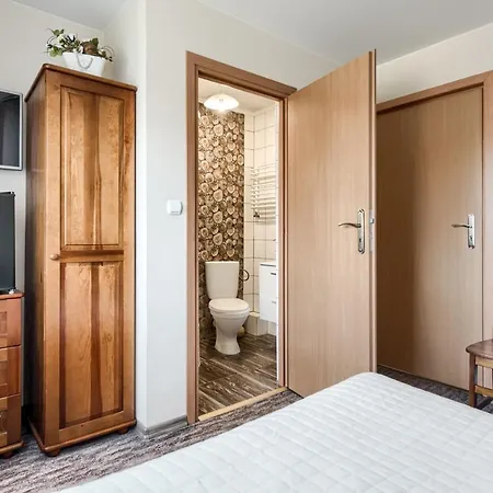 فندق مبيت وإفطار Osrodek Wypoczynkowy Anna Ila 3*