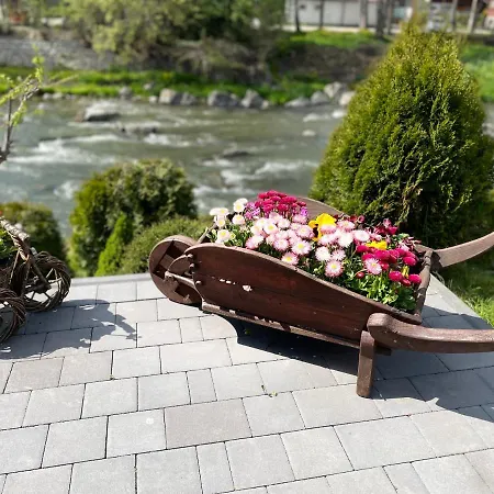 Osrodek Wypoczynkowy Anna Ila Bed & Breakfast 3*